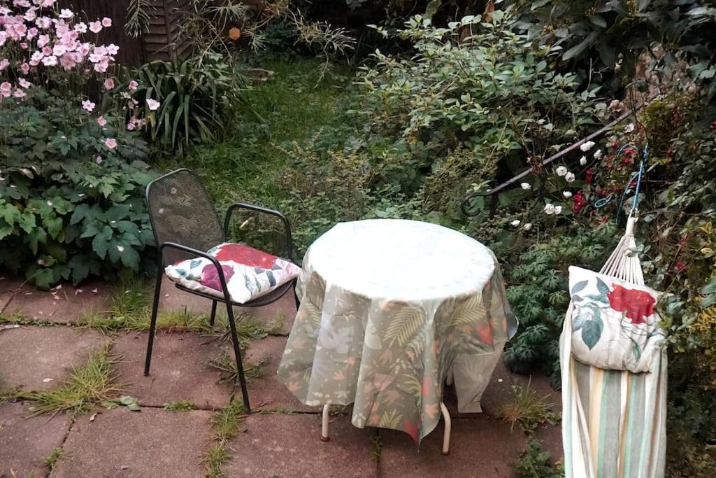 Cosy 1 Bedroom With Garden 2 Min From Seafront Μπράιτον Εξωτερικό φωτογραφία